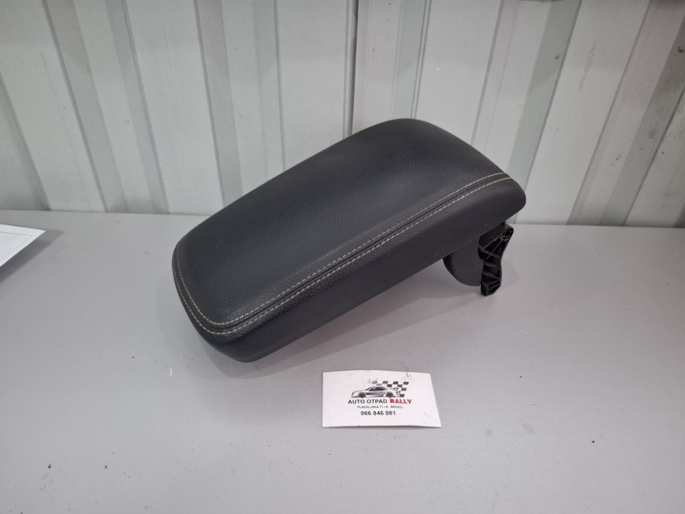 NASLONJAC NASLON ZA RUKU MERCEDES B W246 A2466803650