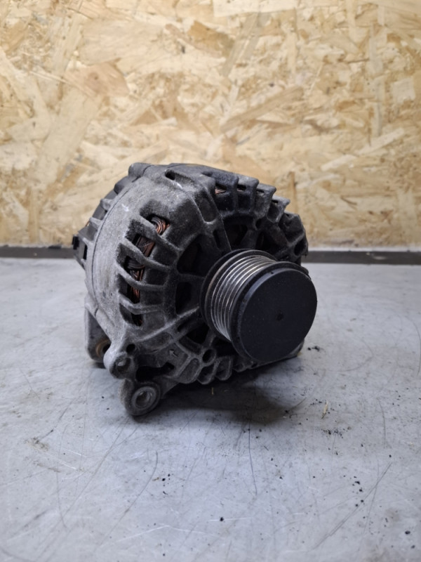 ALTERNATOR AUDI Q3 8U 2.0 TDI 03L903024M VALEO 14V 140A