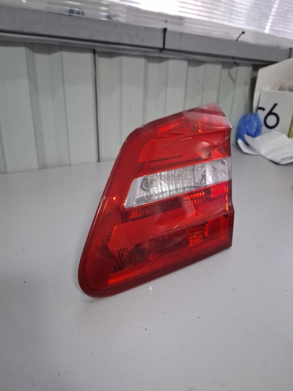 STOPKA DESNA UNUTRASNJA LED MERCEDES B W246 A2469066400