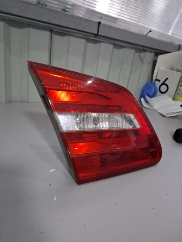 STOPKA LIJEVA UNUTRASNJA LED MERCEDES B W246 A2469066300