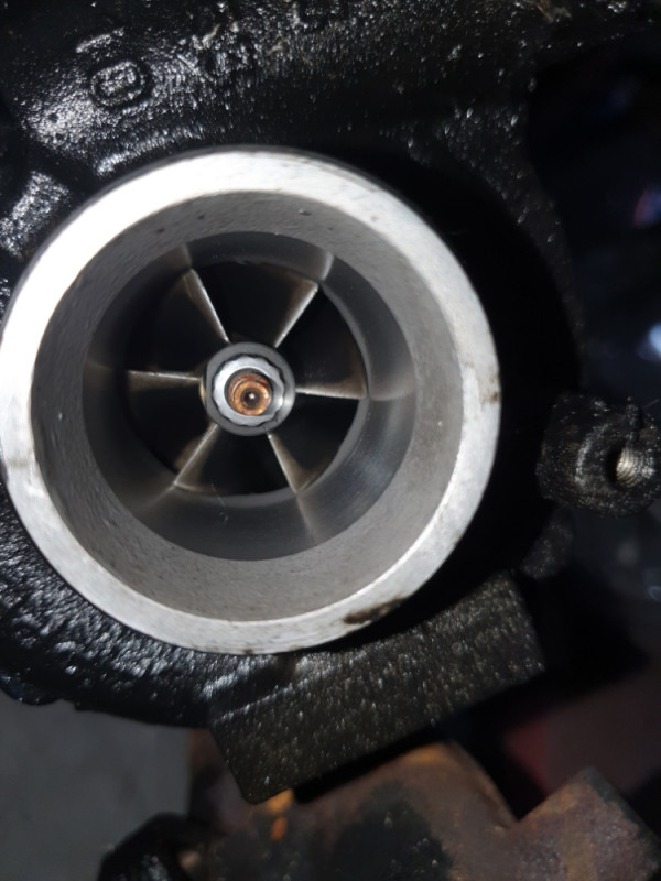 Turbina AUDI A3 GOLF 5 1.9 TDI
