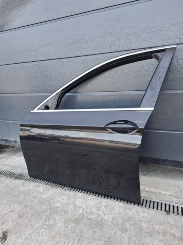 VRATA PREDNJA LIJEVA BMW 5 F10 F11 475 KOD BOJE CRNA