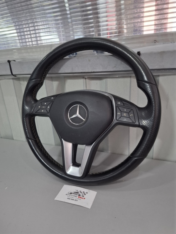 VOLAN MERCEDES B W246