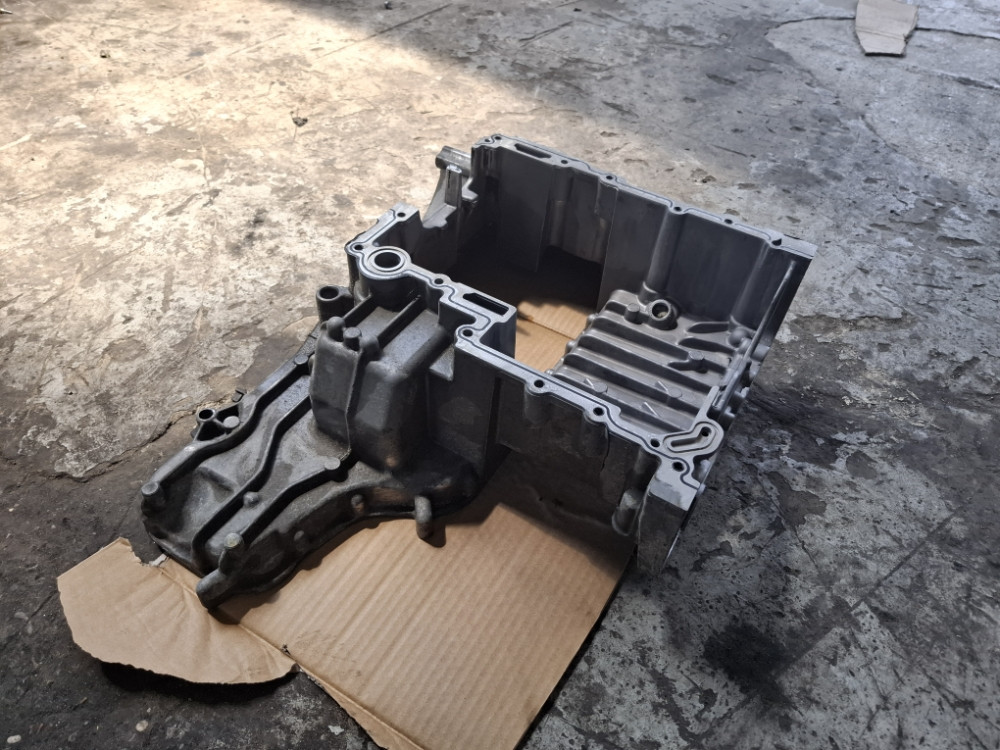 PODKARTER KARTER AUDI Q7 VW TOUAREG 3.0 TDI 059103603AM