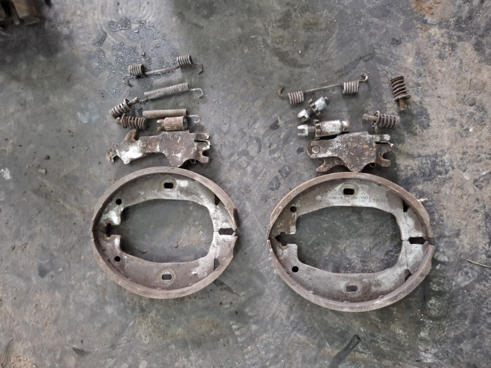 PAKNE RUCNE BMW 3 F30 F31 MEHANIZAM RUCNE