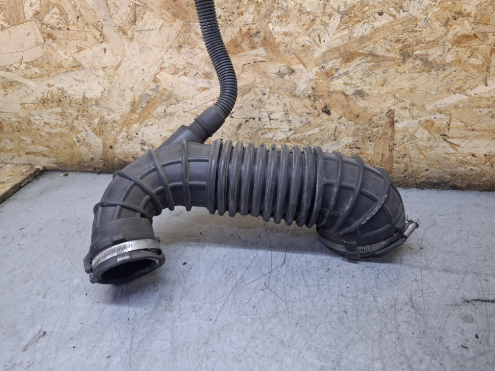 CRIJEVO INTERKULERA TURBA AUDI A6 4F A4 B8 A5 2.0 TDI 03G129629E
