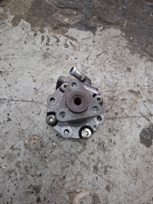 SERVO PUMPA AUDI A4 B8 A5 8T Q5 8K0145156J 7651955106 132 BARA