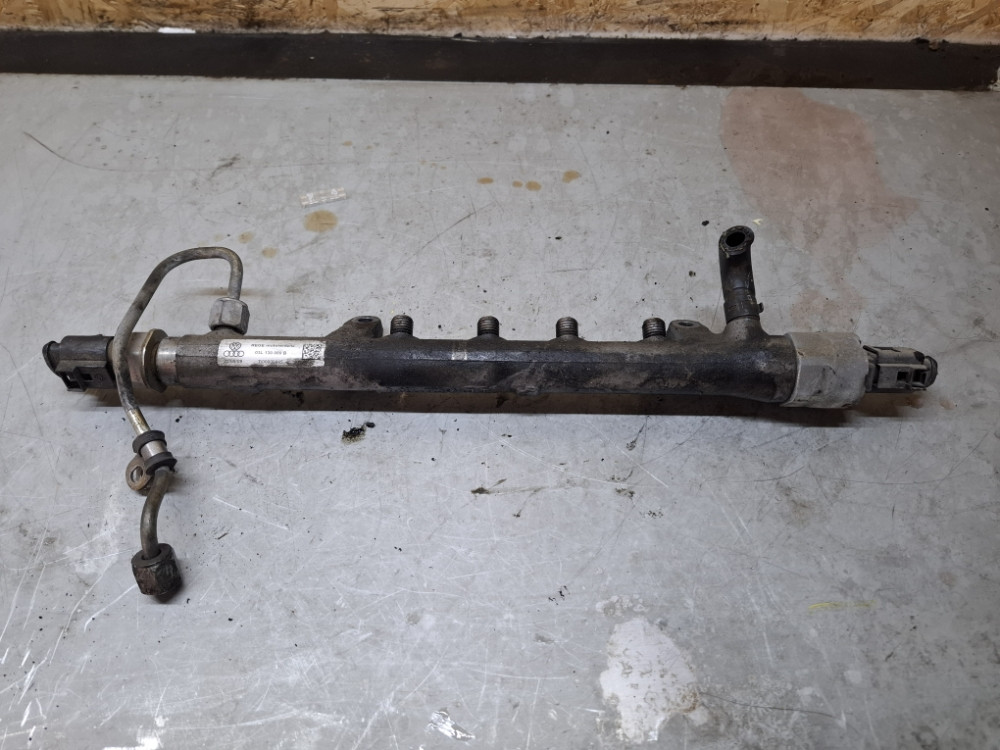 RAMPA GORIVA RAIL SIPKA VW GOLF VI 6 1.6 TDI 03L130089B