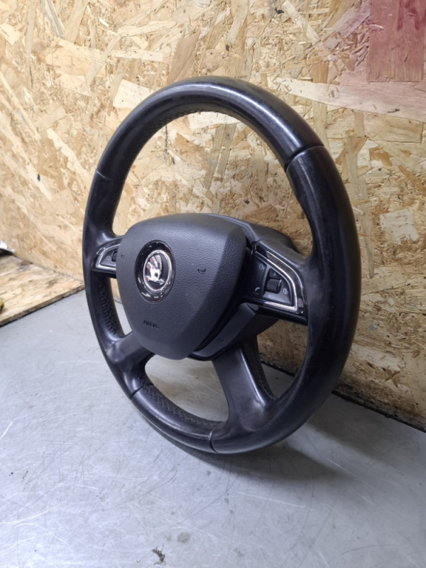 VOLAN SKODA SUPERB 3T
