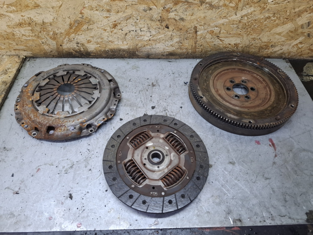SET KVACILA ZAMAJAC VW POLO 6R 1.2 TDI VALEO