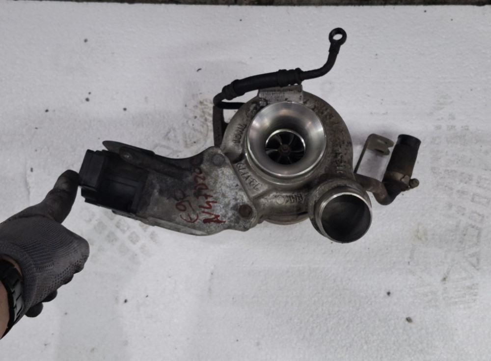 TURBINA TURBO BMW E90 E91 E87 N47 TFO35HL6B 8506893 850689301a