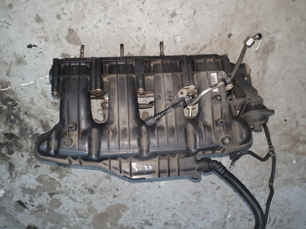 Usisna Grana VW AUDI A4 B8 A5 1.8 TFSI