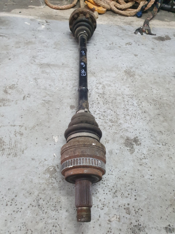 Poluosovina BMW 3 e90 e91 7533446