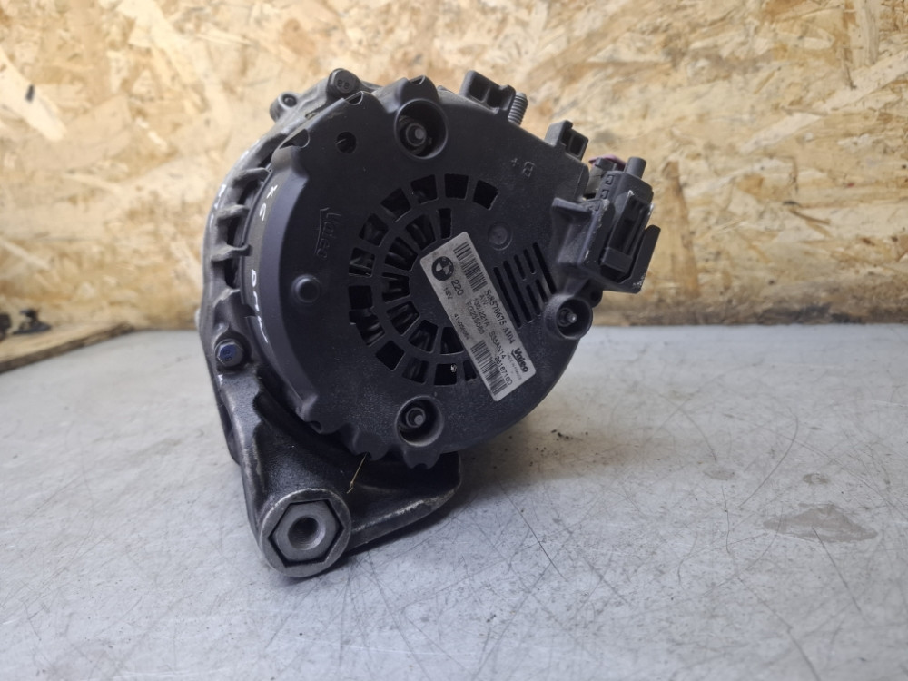 ALTERNATOR BMW X5 X6 F16 F15 8570675 VALEO 220 A