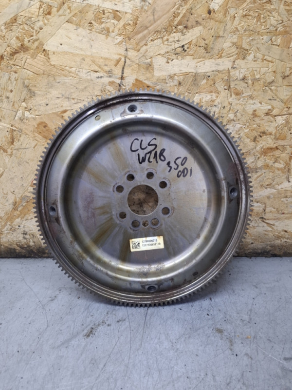 ZAMAJAC MERCEDES CLS W218 350 CDI W212 12780300012