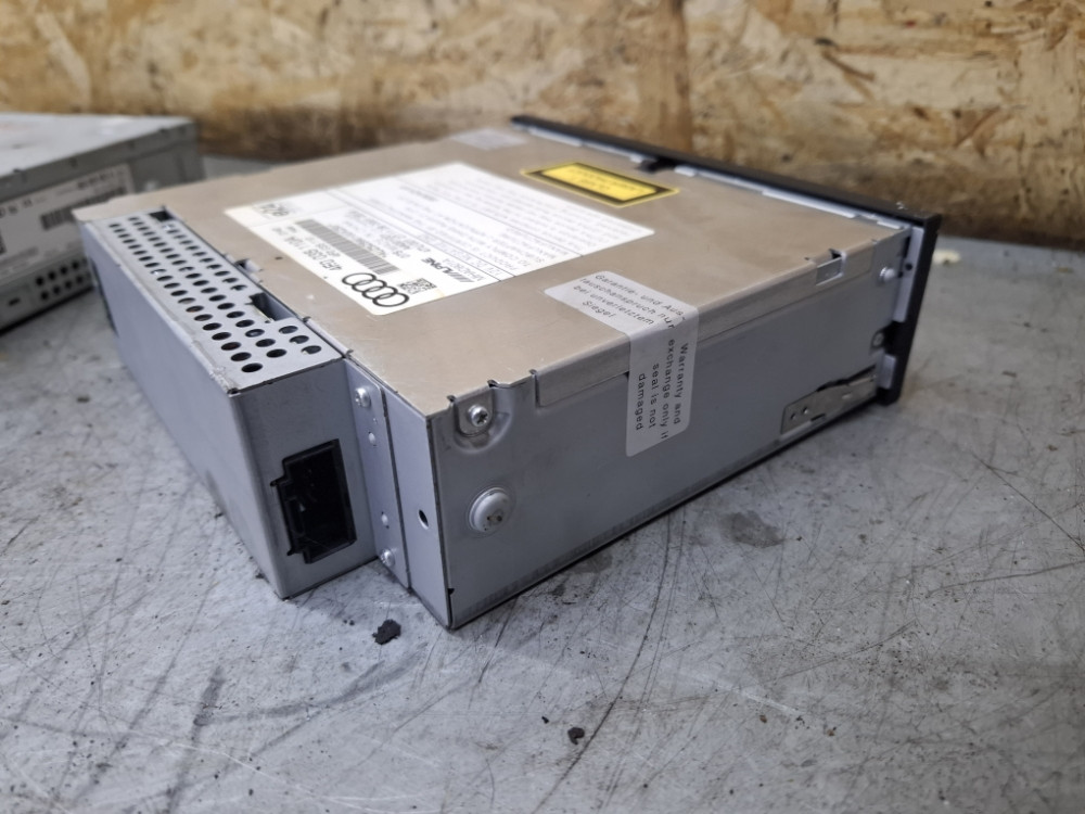CD CHANGER AUDI A6 4F 4F0035110A