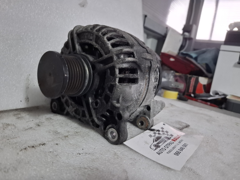 ALTERNATOR AUDI Q5 8R 2.0 TDI A4 B8 A5 BOSCH 03G903016E 140A