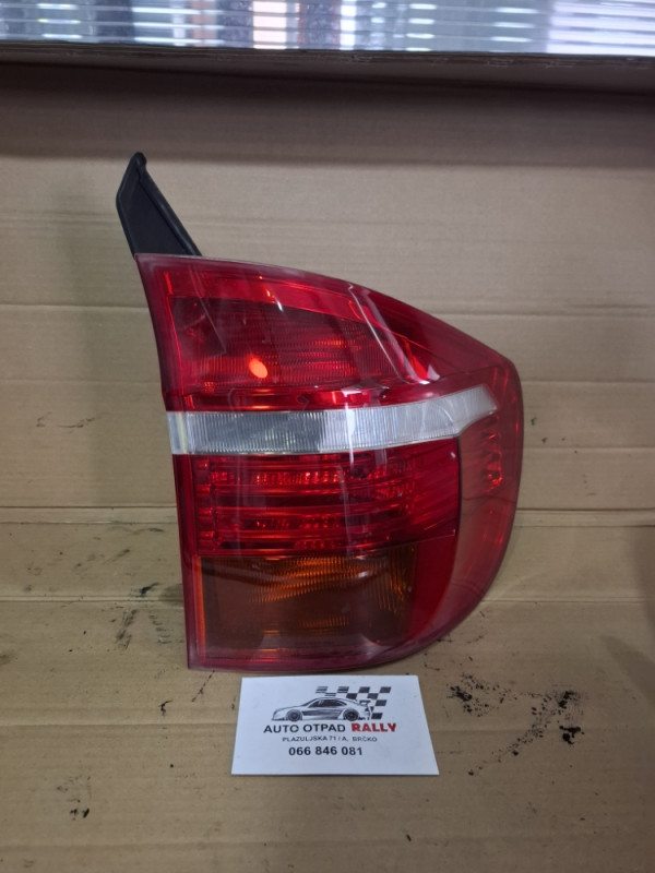 STOPKA DESNA BMW X5 E70 -10 7200818