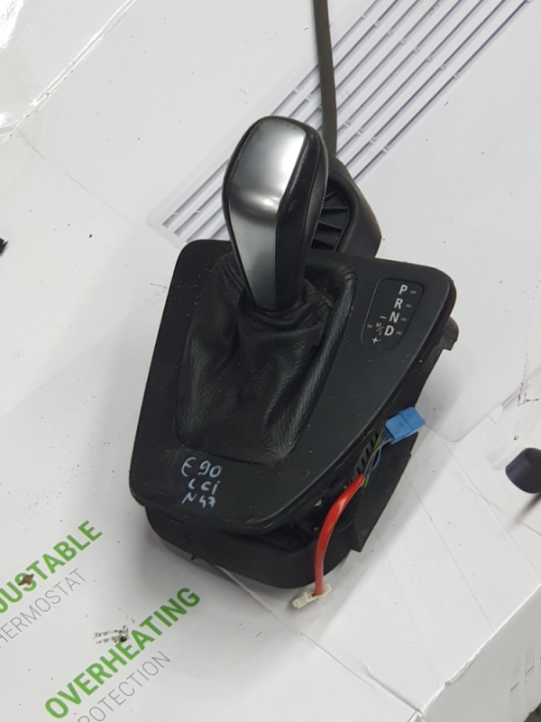 RUCICA MJENJACA AUTOMATIK BMW E90 E91 E92