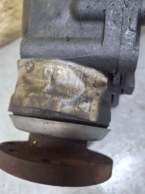 DIFERENCIJAL PREDNJI BMW F30 F31 F36 F33 7584519 3.23 OMJER