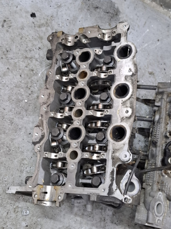 GLAVA MOTORA LIJEVA DESNA JAGUAR XF 2.7 D