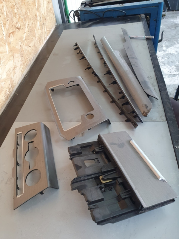 Set Lajsni BRUSENI ALUMINIJUM VW PASSAT B8