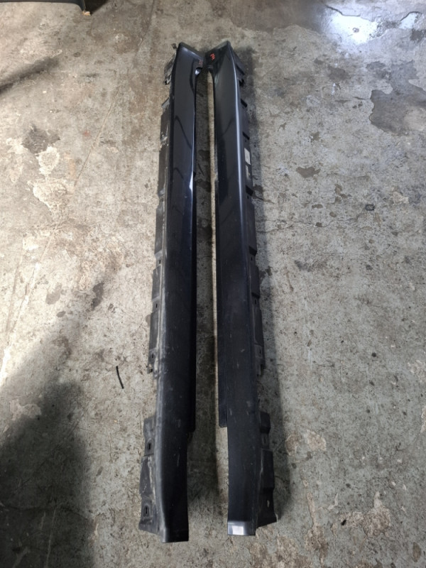 PRAG LIJEVI DESNI BMW 7 F01 475 KOD BOJE