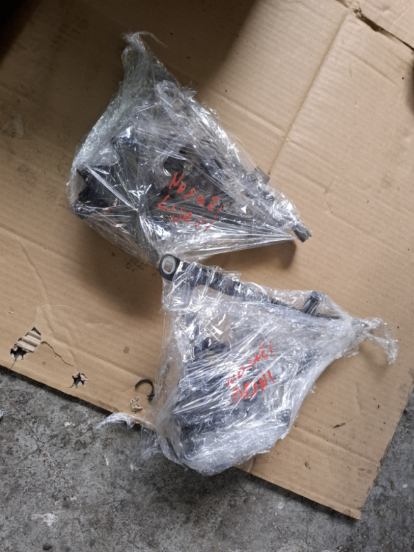 NOSAC BLATOBRANA LIJEVI DESNI BMW 7 F01