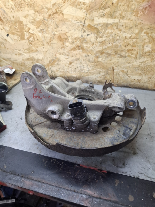 GLAVCINA RUKAVAC ZADNJI DESNI VW TOUAREG 7P 7P0609616