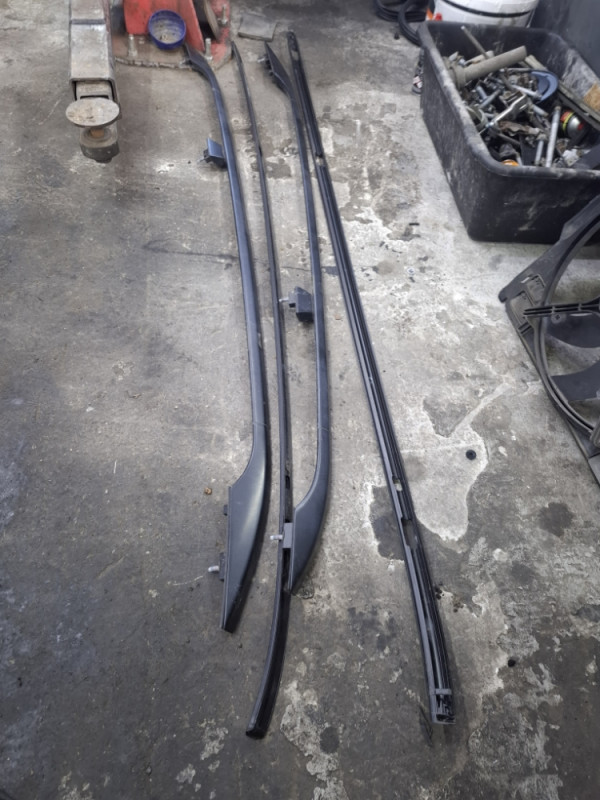 KROVNI NOSACI LAJSNE BMW X5 E70