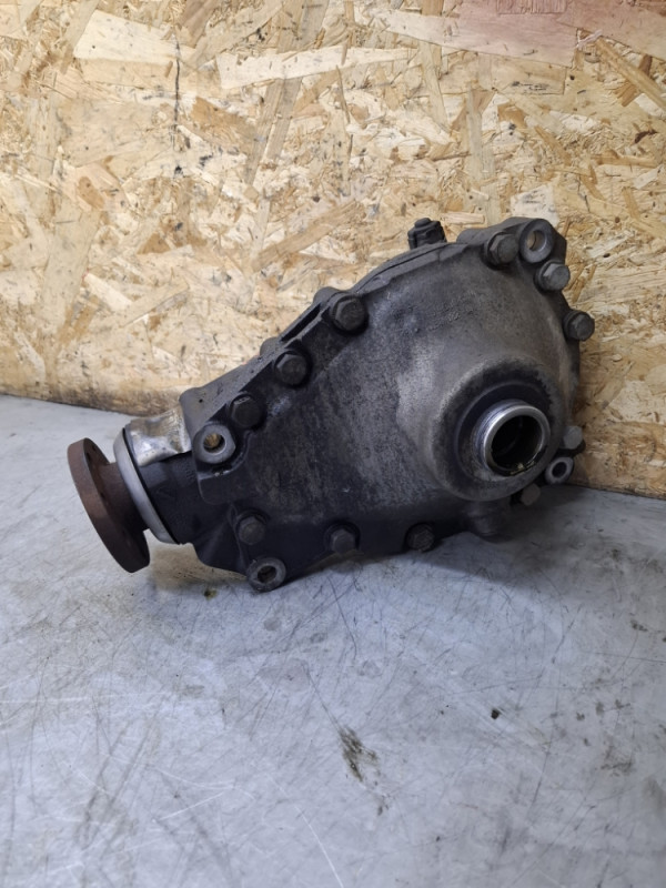 DIFERENCIJAL PREDNJI BMW F30 F31 F36 F33 7584519 3.23 OMJER