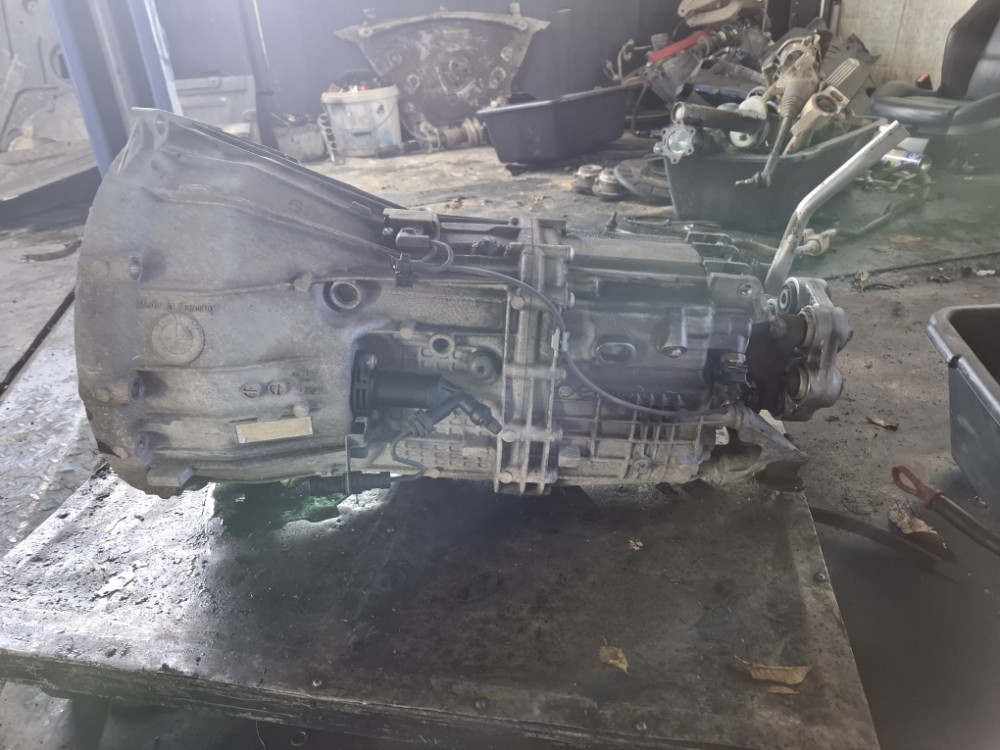 MJENJAC MANUELNI SALT BMW E90 E91 E92 E93 N47 1089401093
