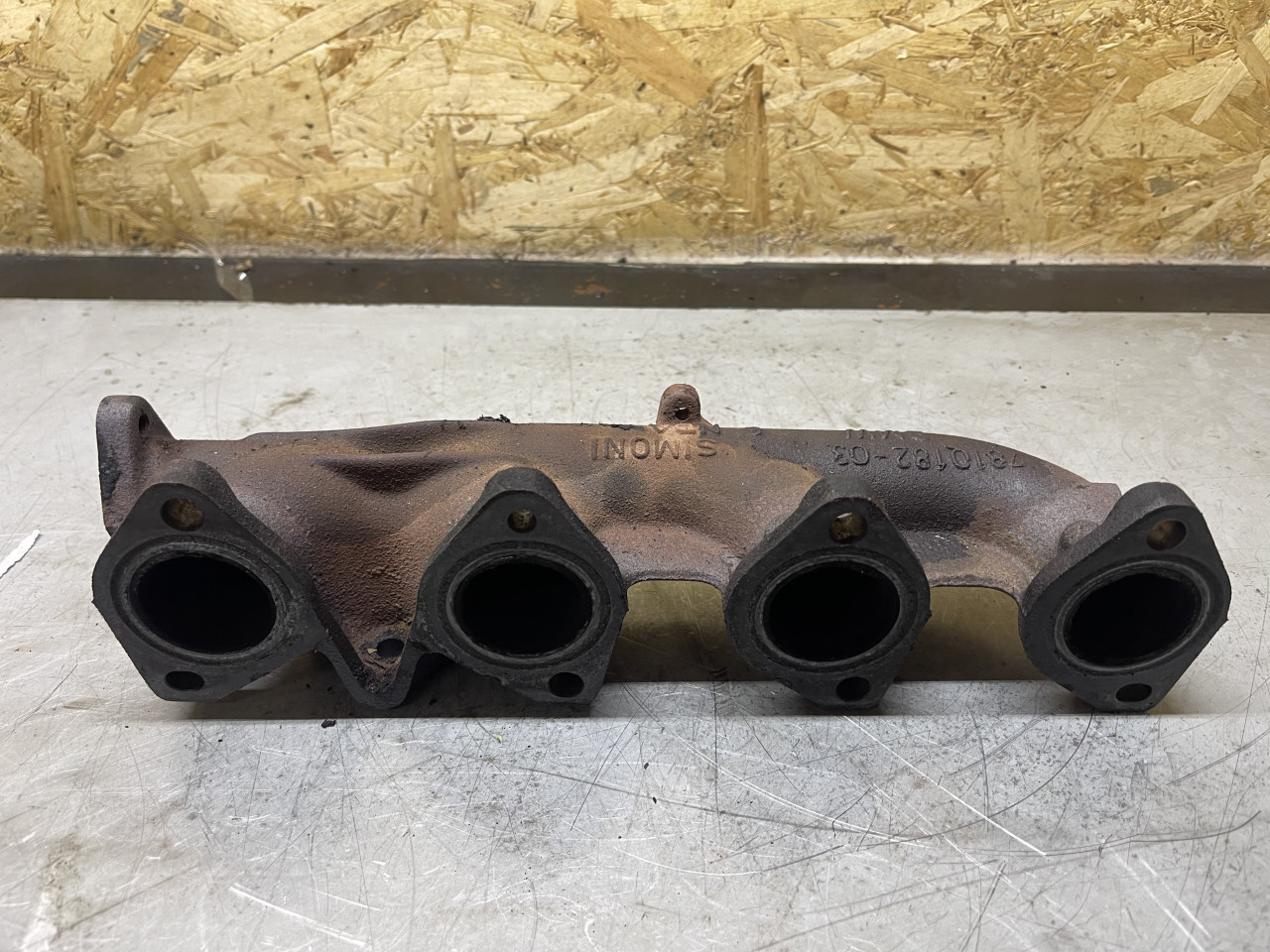 IZDUVNA GRANA BMW E90 f10 f11 N47 7810182