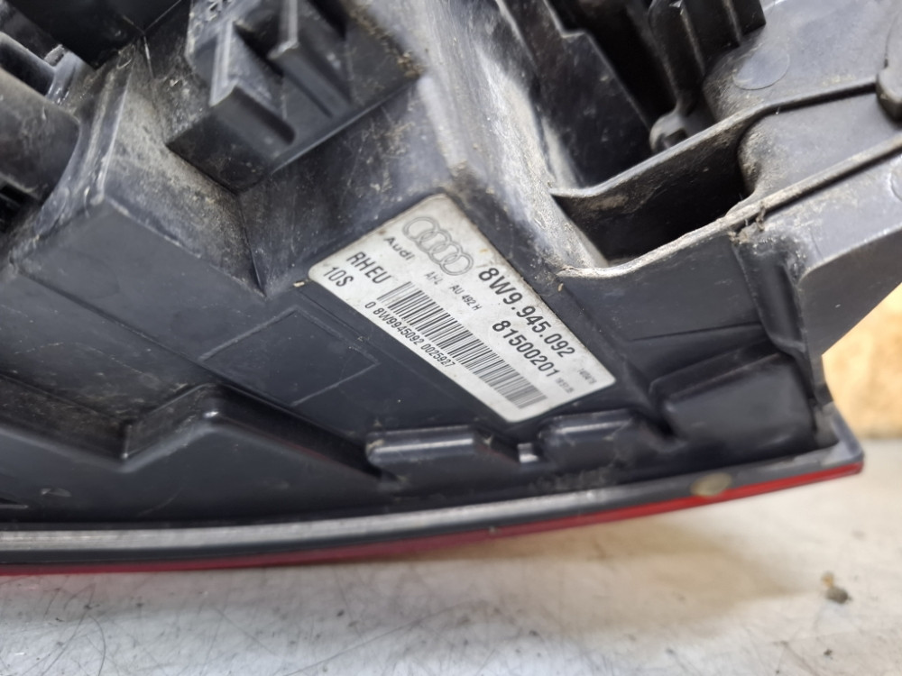 STOPKA STOP SVJETLO DESNO LED AUDI A4 B9 8W KARAVAN 8W9945092
