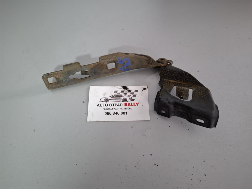 SARKA HAUBE BAGLEMA SKARA AUDI A5 8T 8T0823301 8T0823302C