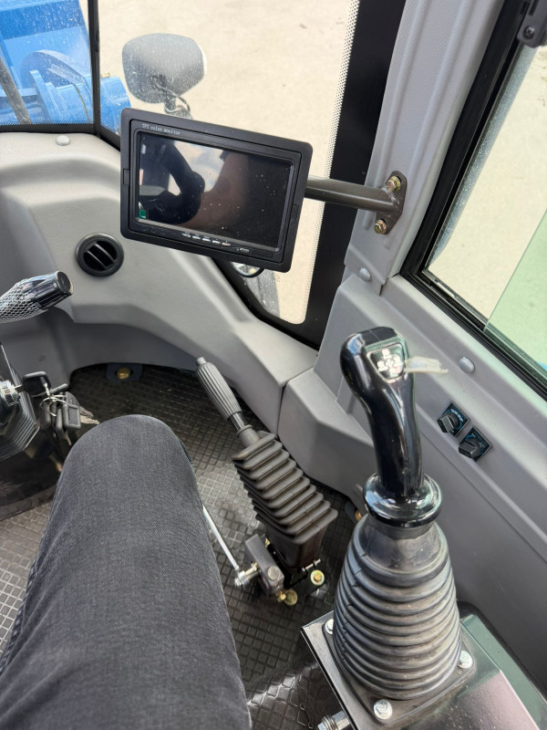 RIPPA Kombinirka - utovarivač rovokopač - 6 tona - RB25