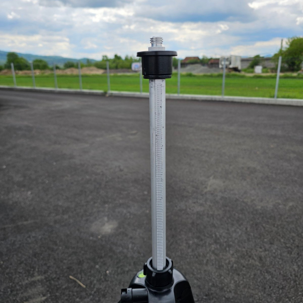 Tronožac za laserske nivelatore HARDEN