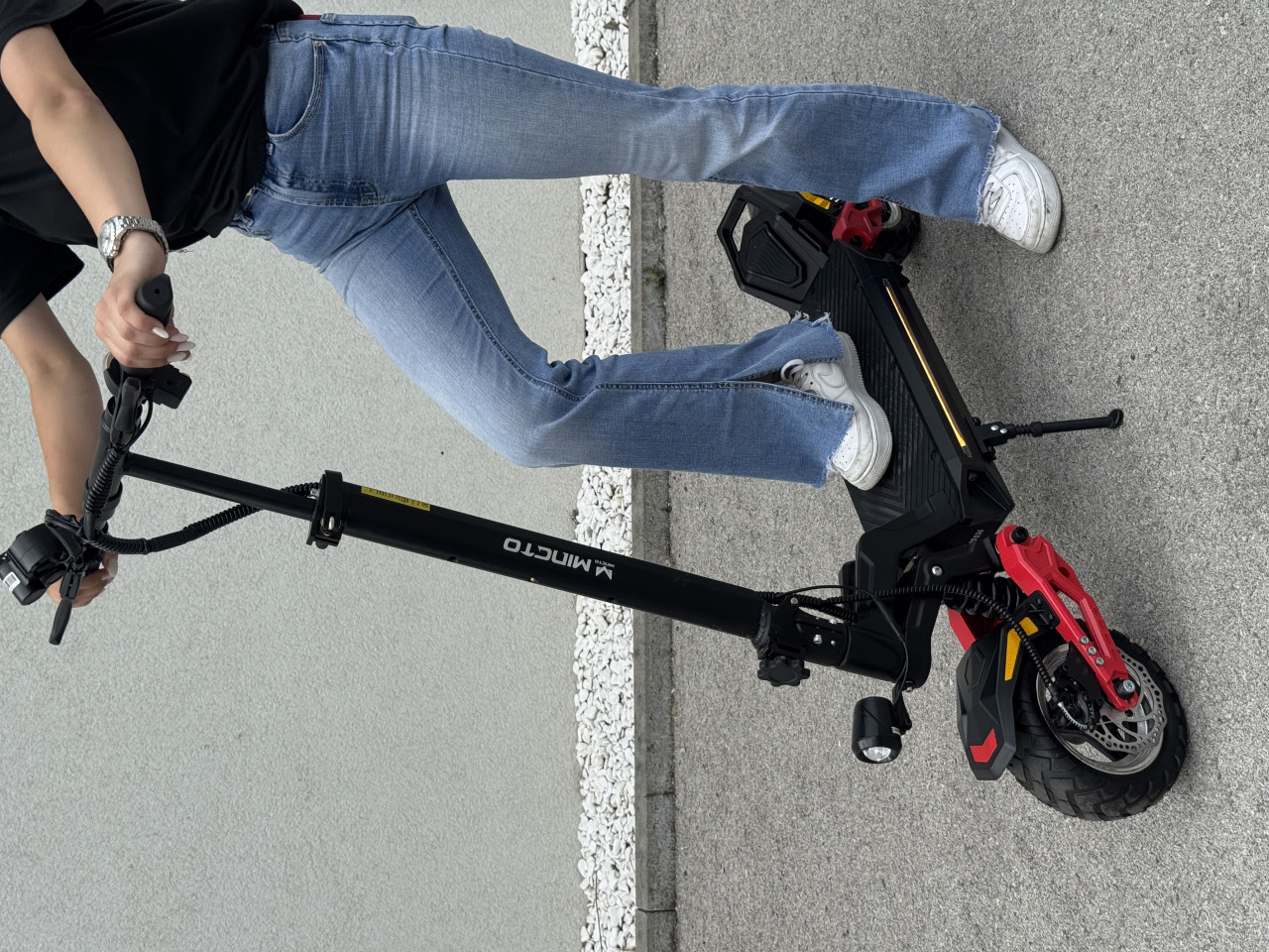 Električni trotinet romobil skuter Nano scooter S20