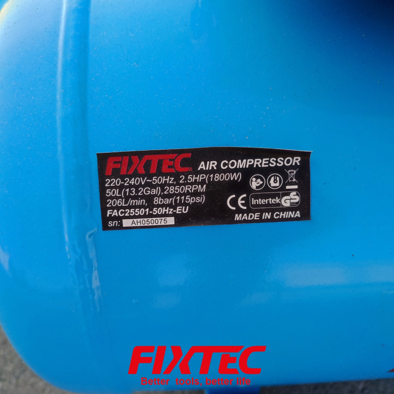 FIXTEC kompresor zraka 50L - 8 bara
