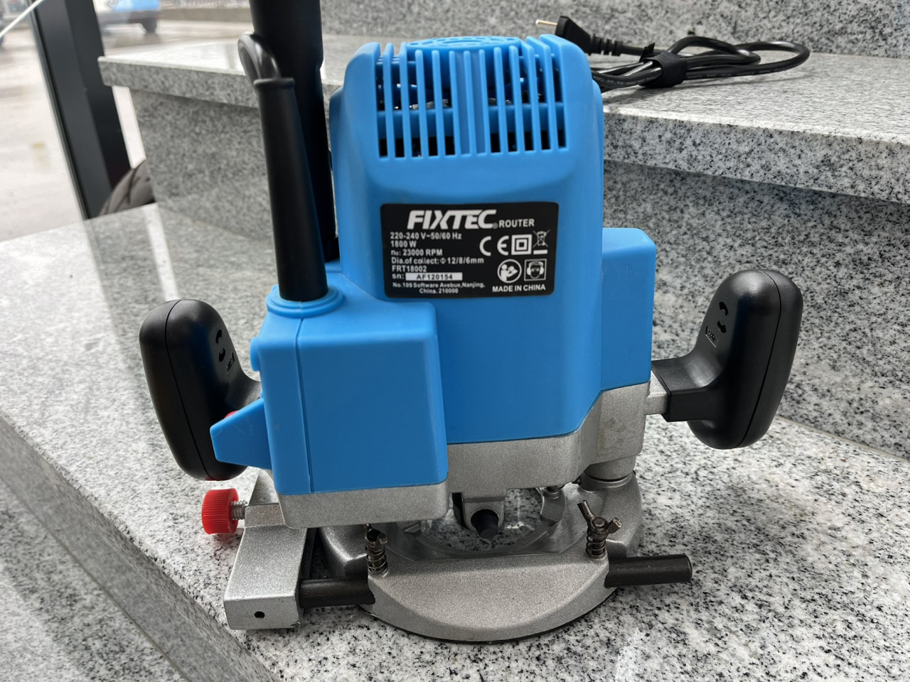 Frezer FIXTEC 1800W FRT18002