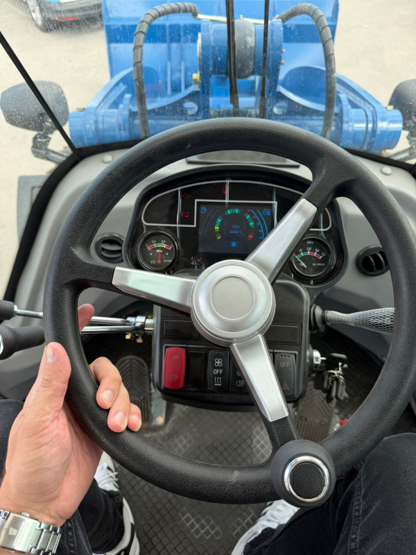 RIPPA Kombinirka - utovarivač rovokopač - 6 tona - RB25