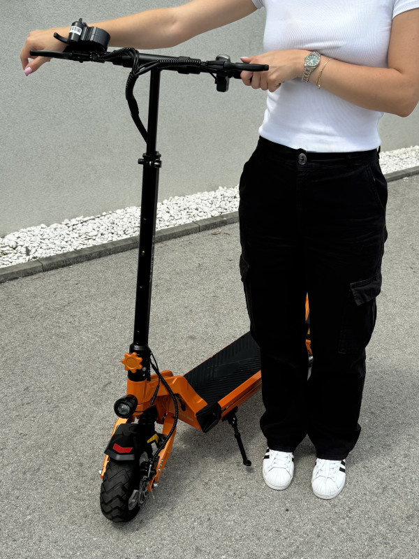Električni trotinet romobil skuter Nano scooter S20