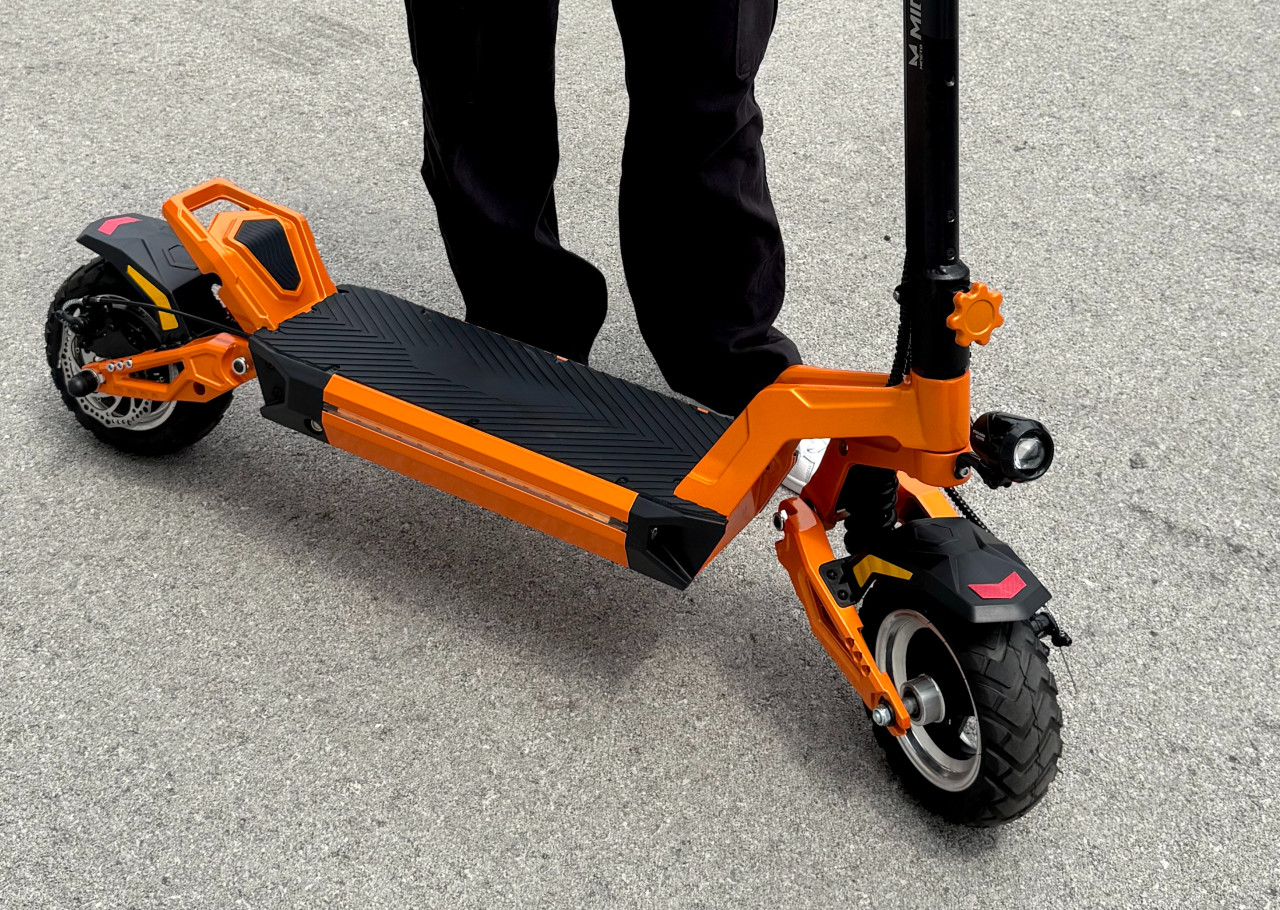 Električni trotinet romobil skuter Nano scooter S20