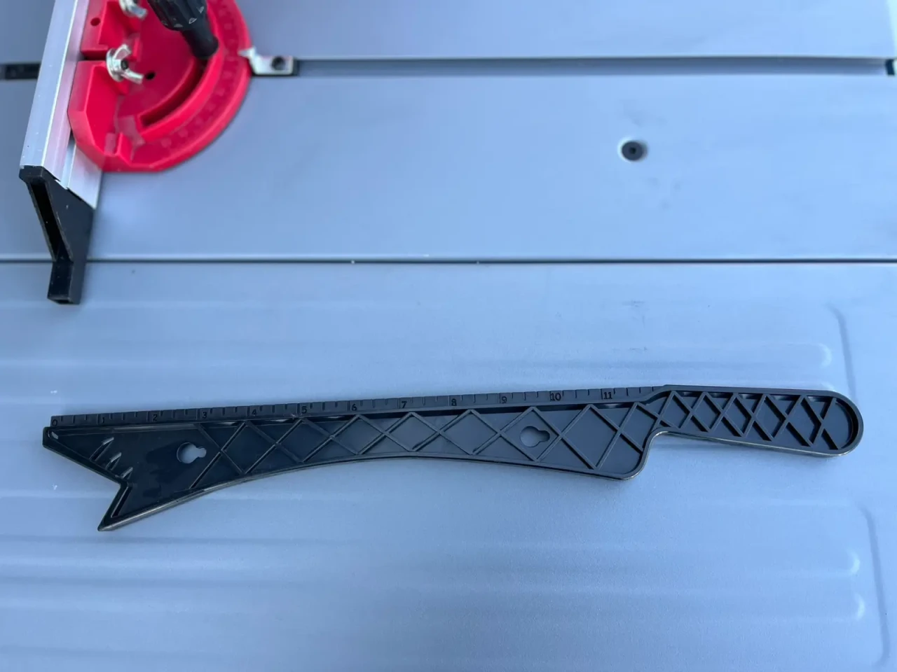 STOLNA PILA 1800W FIXTEC FTS18001