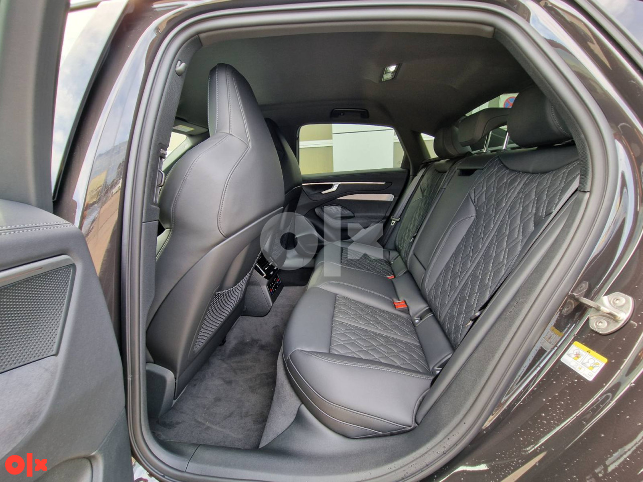 AUDI A6 3.0 TDI V6 Quattro S-line 299 ks