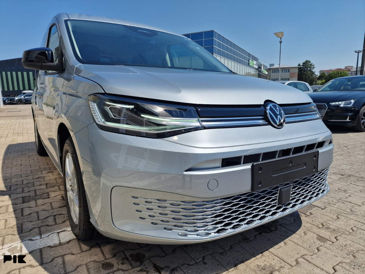 Volkswagen Caddy Life 2.0 TDI DSG 122KS