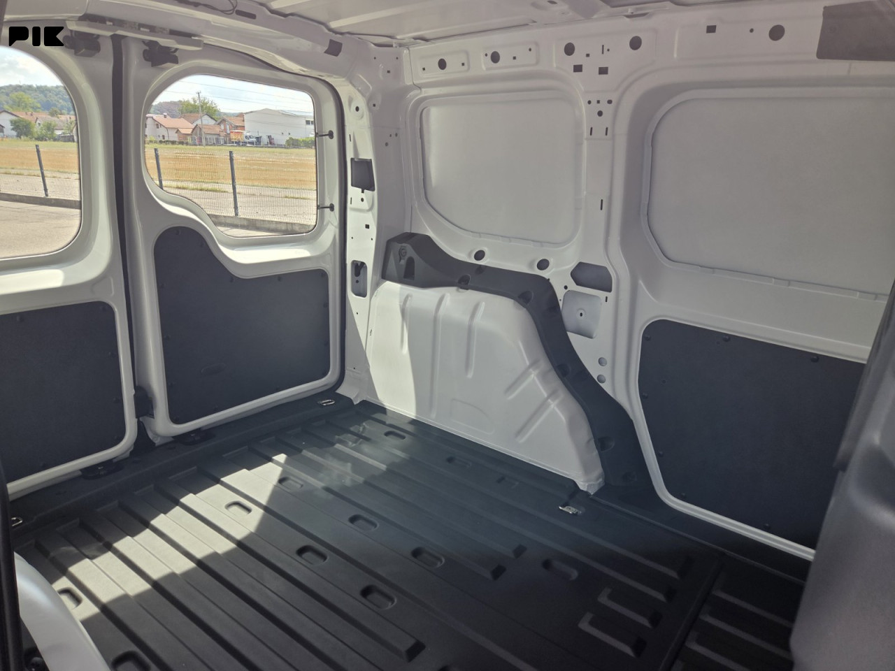 Volkswagen Caddy Cargo 2.0 TDI 75kW M6