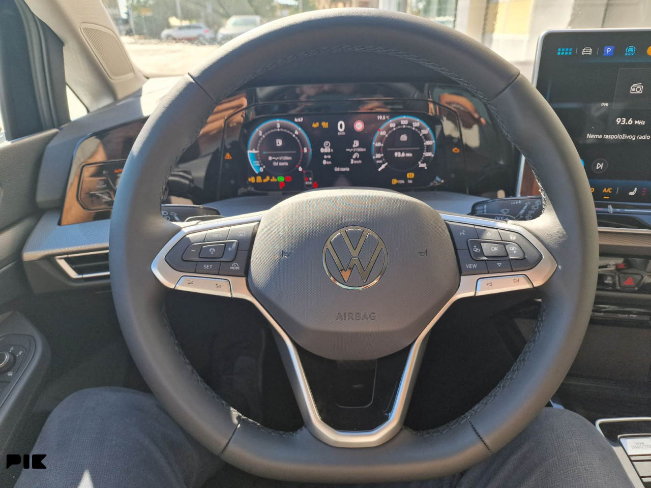 Volkswagen Golf Style 2.0 TDI DSG 150KS
