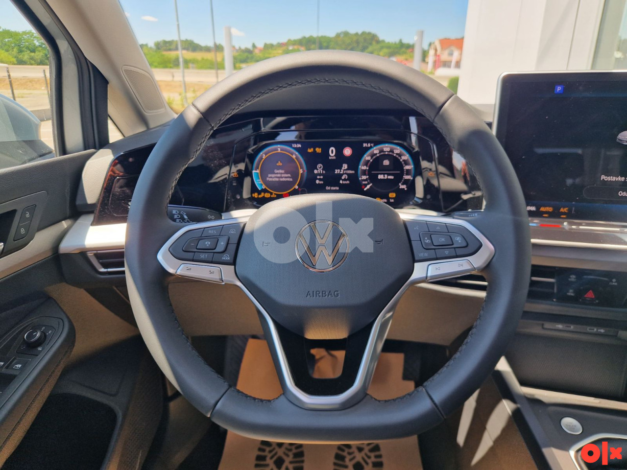 Volkswagen Golf Life Plus 2.0 TDI 85kW / 115 KS