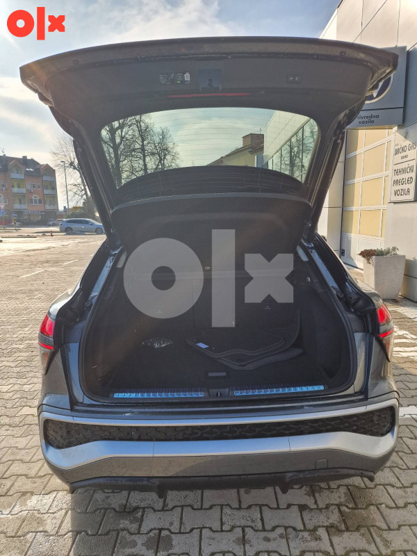 Audi Q3 Sportback TDI S-tronic S-line NOVI MODEL